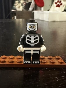new LEGO Minifig with printed Halloween Skeleton Costume - Picture 1 of 4