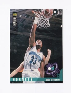 1995-96 Collector's Choice #323 Alonzo Mourning SR Charlotte Hornets Georgetown - Picture 1 of 2