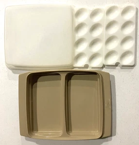 Vintage Tupperware Deviled Egg Keeper Carrier Tray With Lid Complete Almond - Picture 1 of 4