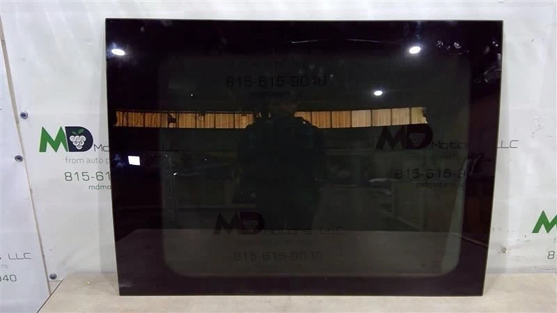 2017–2020 FORD TRANS 350 ЛЕВОЕ ЧЕТВЕРТЬ СТЕКЛА СО СТОРОНЫ ВОДИТЕЛЯ BK31-B29741-F - Изображение 1 из 4