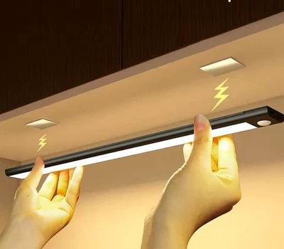 Luce LED ricaricabile con sensore di movimento, dimmerabile per armadio scale - Immagine 1 di 4