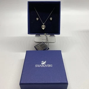 Swarovski Necklace and Earrings Crystal Set In Clear Crystal NWT - Picture 1 of 5
