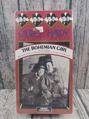 Laurel & Hardy - Classic Collection - The Bohemian Girl & Zenobia (VHS) New — 第 1/3 张图片