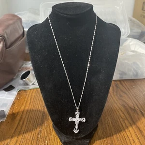 925 Sterling Silver Diamond Cut 18” Necklace With Simulated Diamond Cross - Picture 1 of 6