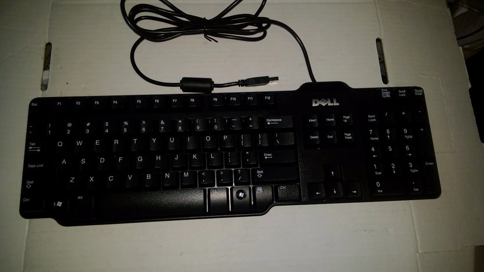Cleaned and tested BLACK DELL USB WIRED KEYBOARD L100 - Image 1 of 1