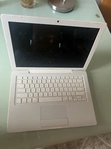 Apple MacBook Laptop (febbraio 2008) - Foto 1 di 6