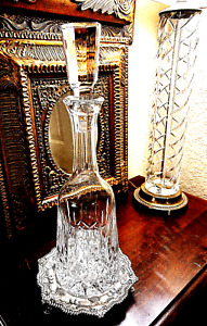 VINTAGE LEAD CRYSTAL DECANTER W/ORIGINAL STOPPER- TOWLE- BEAUTIFUL DESIGN