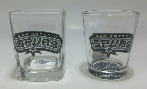 2 San Antonio Spurs Shot Glasses NBA Basketball RARE Glasses 1 square 1 round Cover