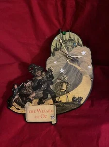 The Wizard of Oz Dorothy Scarecrow Lion and Emerald City Cordless Wall Clock - Picture 1 of 2