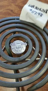 GE range 6" surface element WB30x218 - Picture 1 of 1