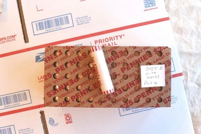 2025 d lincoln cent full sealed box with errors  see pictures free shipping USA - Image 1 of 4