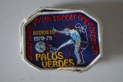 15 parches de la organización de fútbol juvenil estadounidense AYSO Palos Verdes 1978-79 deportes Foto 1 de 4