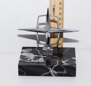 Vintage Lincoln Continental Hood Ornament Emblem W/Marble Base Dealers Award - Picture 1 of 6