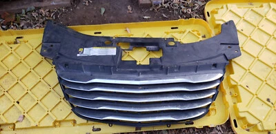 Chrysler 200 2012 parrilla central superior delantera 68082050Ad OEM Foto 1 de 4