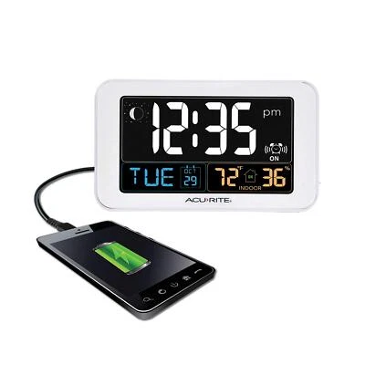 INTELLITIME DIGITAL ALARM CLOCK FOR BEDROOM WITH USB CHARGER INDOOR TEMPERATURE  - Image 1 of 4