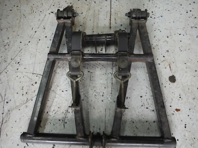 2000 00 YAMAHA PHAZER PZ500 PZ 500 MOUNTAIN LITE FRONT TORQUE ARM PIVOT M62-6 - Image 1 of 2