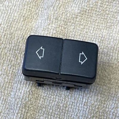 BMW Switch 8 366 507 Usado. Foto 1 de 4