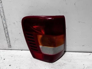 Jeep Grand Cherokee Left Tail Light WJ 06/1999-06/2005 - Picture 1 of 7