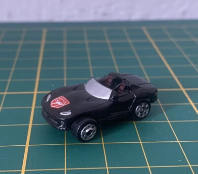 RARE Micro Macchine Vintage Hasbro Serie 2004 Dodge Viper Auto Convertibile Nera - Immagine 1 di 4