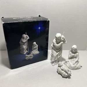 Avon Nativity Collectibles Christmas THE HOLY FAMILY - 3 Pc Set Org Bx - Picture 1 of 7