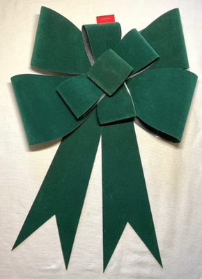Martha Stewart Green  Velvet Bow  Metal Hook NWT - Image 1 of 3