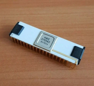 NEC D765AD 8-bit Microcontroller 64x8 RAM is 1kx8 EPROM 21v dip-40 Gold Chip - Image 1 of 2