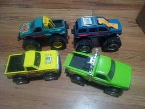 Tootsie Toy Trucks Bundle 1990s 1/24 - Picture 1 of 6