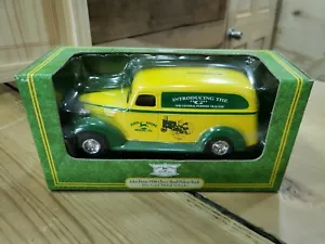 Ertl John Deere 1938 Chevy Panel Pickup Truck, St# 15235 - Picture 1 of 4