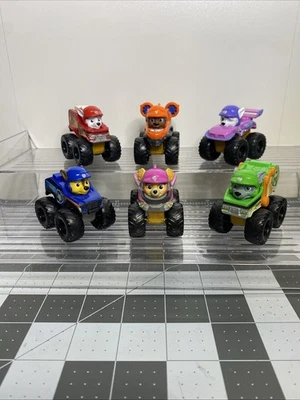 Nickelodeon Paw Patrol Cachorros Escuadrón Ruedas de Rescate Corredores Lote de 6 Foto 1 de 4