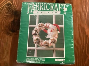 Kit de guirnalda de Navidad Fabricraft Bernat 12" Santas panadería artesanía navideña - Imagen 1 de 8