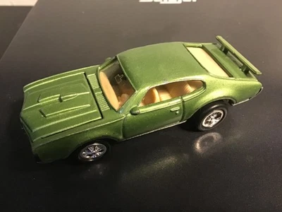 94 Johnny Lightning Playing Mantis Muscle Cars EUA LTD Verde 1969 Olds 442 Solto - Imagem 1 de 4