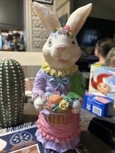 "Figura limitada de 11"" Bunny Gardens Collection Dressed Up Hopping To Go Rabbit" - Imagen 1 de 5
