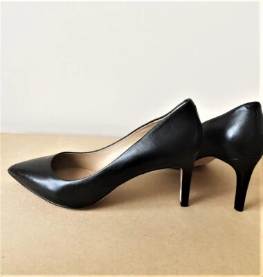 Zapatos de salón Diane Von Furstenberg de cuero genuino negro 7,5 M Foto 1 de 4