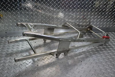 1993 年本田 Cbr900rr 后副车架后副车架 — 第 1/4 张图片