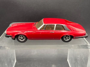 Grand Prix Models 1/43 1975 Jaguar XJ-S - Picture 1 of 8