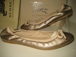 NUEVO Burberry Ballerina US 9 EU 39.5 Metálico Desnudo Cuero Ballet Zapatos Planos Caja - Imagen 1 de 11