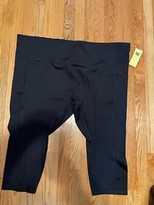 NWT Women’s All In Motion Black Capri Cropped Black Atheltic Leggings  Pocket 4X - Picture 1 of 5