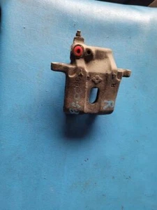 81 82 83 84 85 MAZDA GLC RIGHT CALIPER FRONT 18311 - Bild 1 von 2