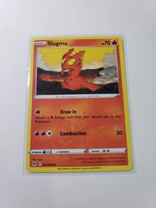 Pokemon Slugma 021/196 Swsh11: Lost Origin Regular - Imagen 1 de 4