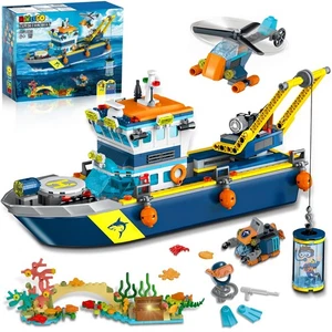 City Floatable Boat Building Set with LED Light - Ocean Arctic Explorer Ship ... - Picture 1 of 9