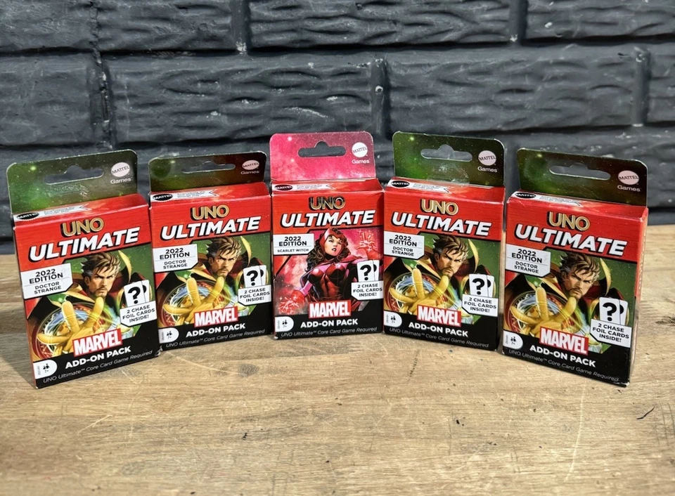 Scarlet Witch UNO Ultimate Marvel 2022 Edition Card Game 2 CHASE Foil Cards