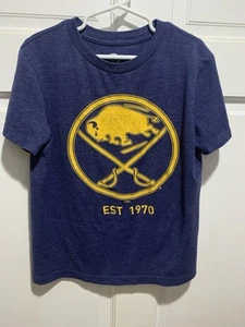 NHL Buffalo Sabres Kids Official T-Shirt Size Small 6/7 - Picture 1 of 4