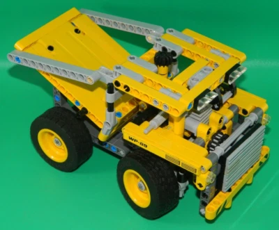 Lego TECHNIC Mining Dump Truck 42035 RETIRED Construction Excavator Digger   - Image 1 of 4