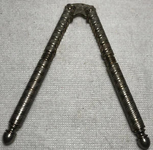 5” Vintage H.M. Quackenbush (HMQ) Manual Spring Jointed Nutcracker Silver - Picture 1 of 4