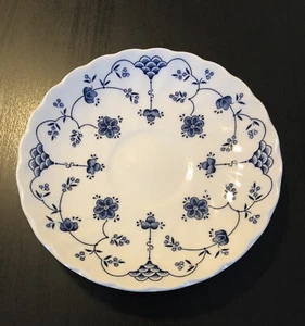 Replacement Saucer ONLY Finlandia Churchill Made Staffordshire England - Picture 1 of 2