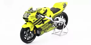 Minichamps 1:12 HONDA NSR 500 PRESEASON TEST 2001 VALENTINO ROSSI - 122016946 - Bild 1 von 4