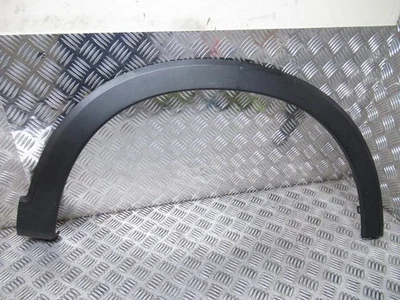 Honda HR-V I-VTEC EX RU 2017 1,5 gasolina MK2 arco de rueda trasero derecho moldura ref19291 Foto 1 de 4