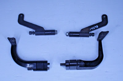 Крепления кронштейны для переднего пола Harley Davidson Road Glide Touring прокладки 1,5 дюйма - Изображение 1 из 4