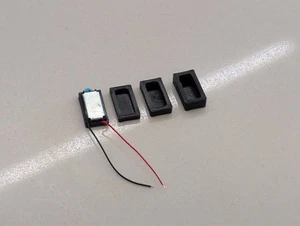 15x8mm Sugar Cube Speaker with 4,3,2 & 1mm Baffles for Digitrax & Other Decoders - Picture 1 of 3