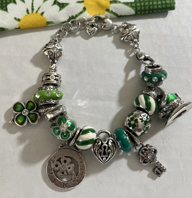 Pulsera Trébol Irlandés Día de San Patricio Brighton + 15 Dijes Cuentas Suerte Ajustable Foto 1 de 3